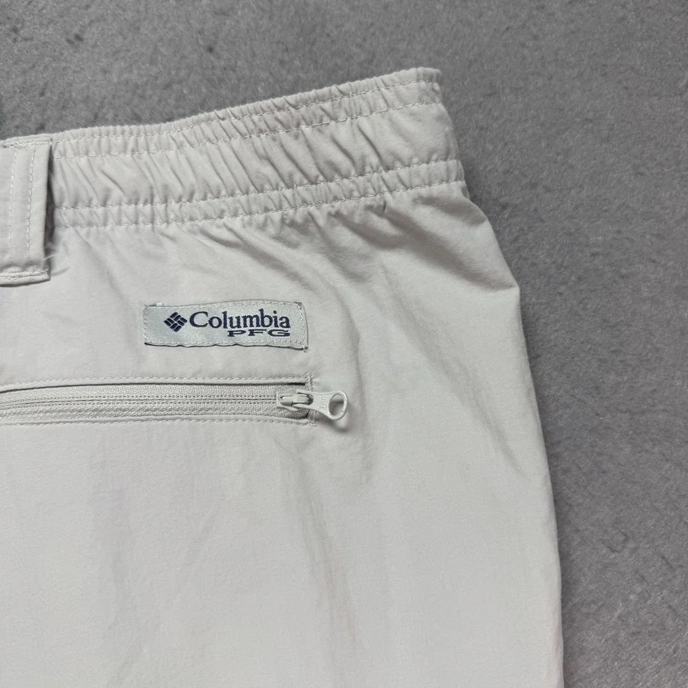 Columbia Men's PFG Omni Shade UPF 50‎ Gray 52X8 Cargo Fishing Shorts PFG